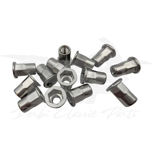 Inserts de boucle arrière Derbi DRD PRO en Inox
